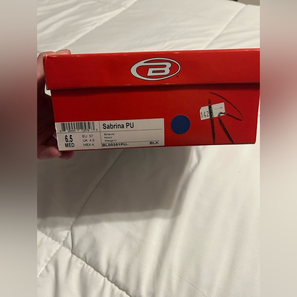 Vintage Y2K Bongo Sabina Black Heels with Ribbon and Bow Detail - Picture 10 of 11